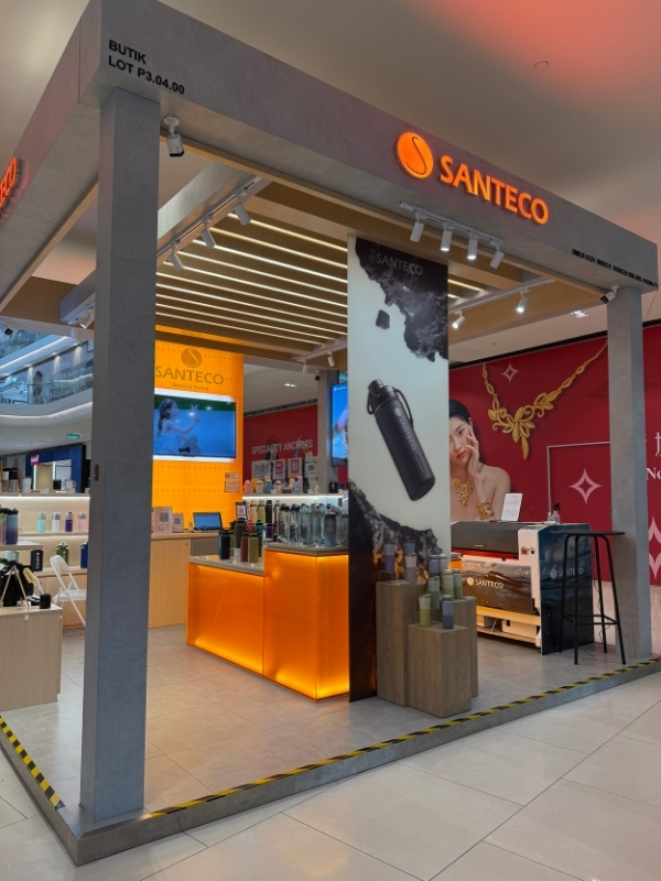 Watzmann-Santeco-stalls front
